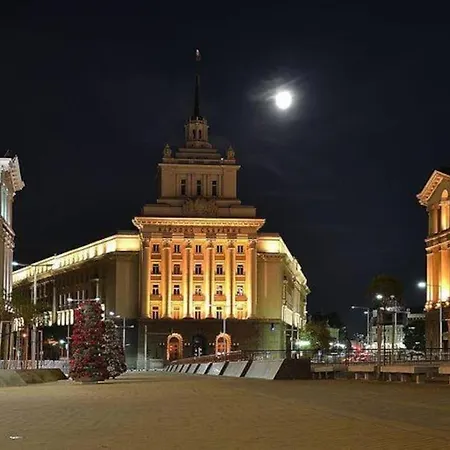 Center 2 Lejlighed